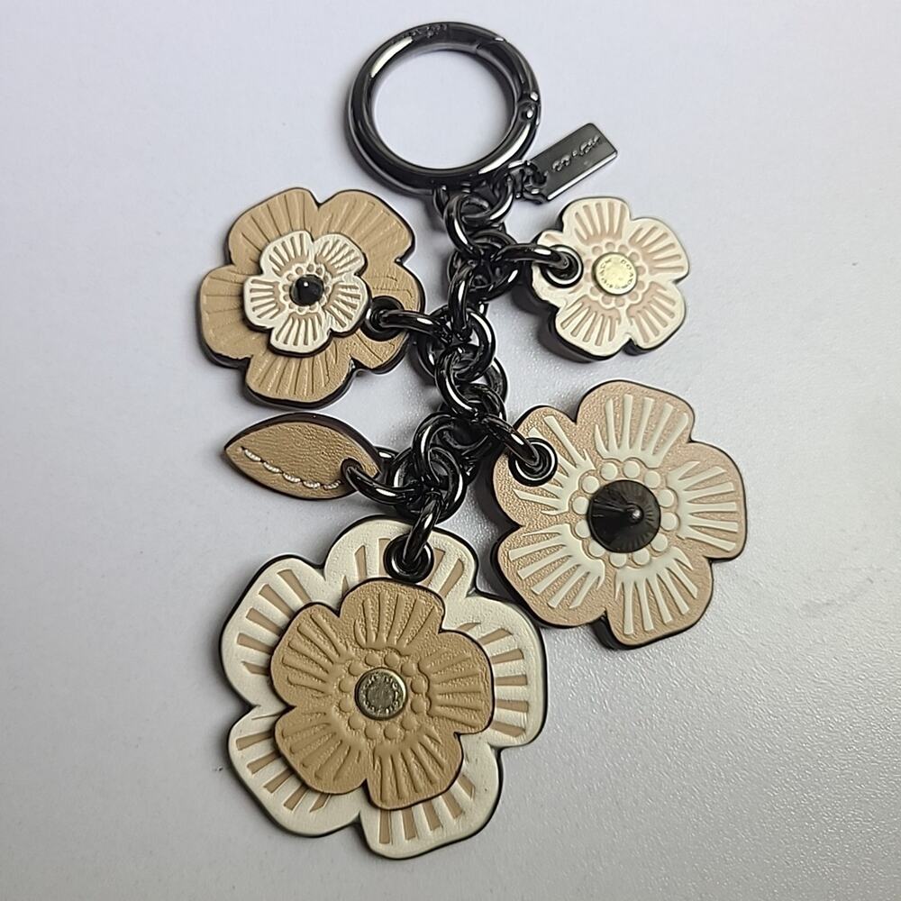 Coach 1941 Beige Tea Rose Multi Flower Pewter Keychain Purse Bag Charm Nwot